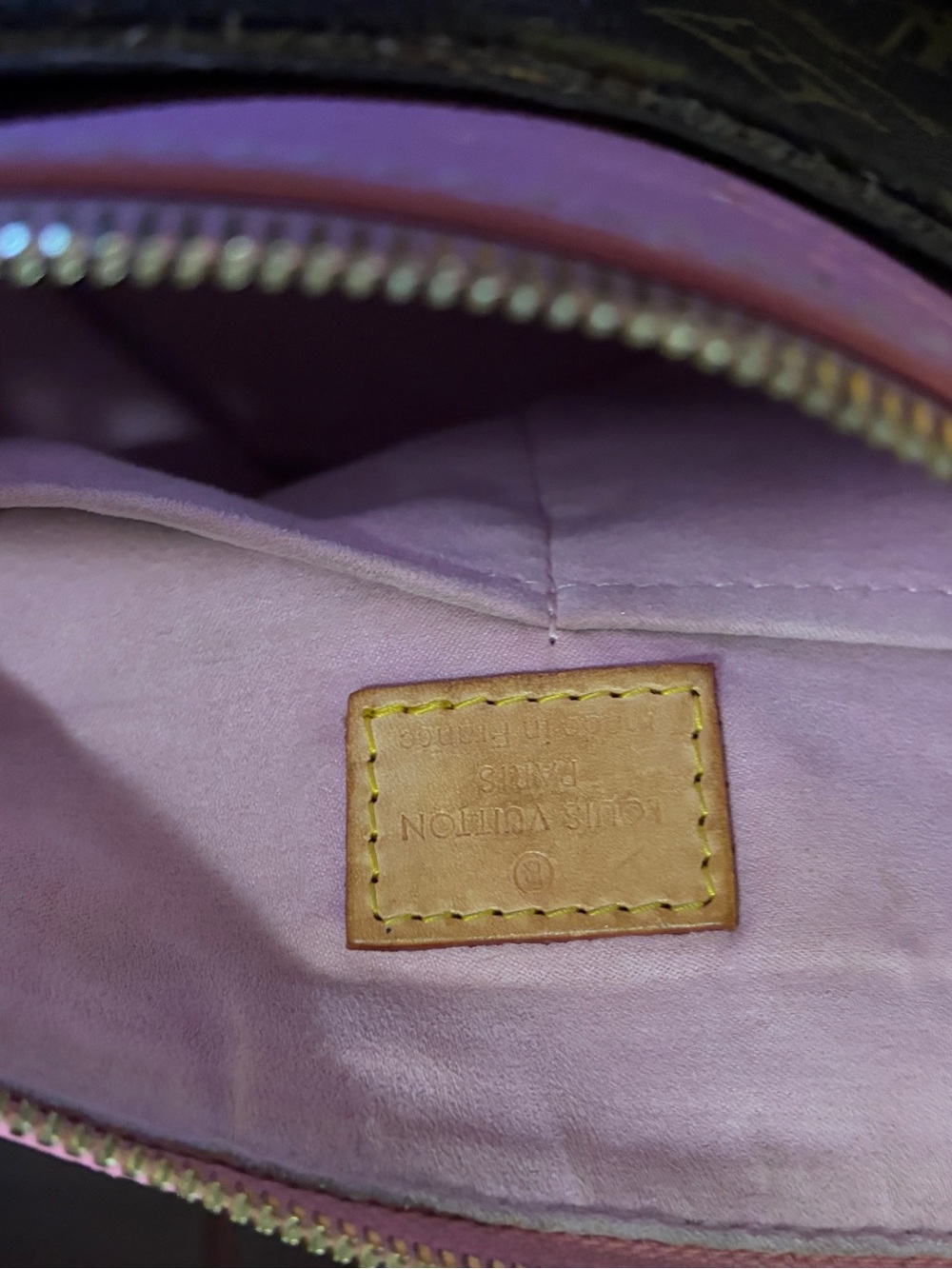 Louis Vuitton Monogram Tote with Pink Trim and Vachetta Handles - Picture 10 of 11